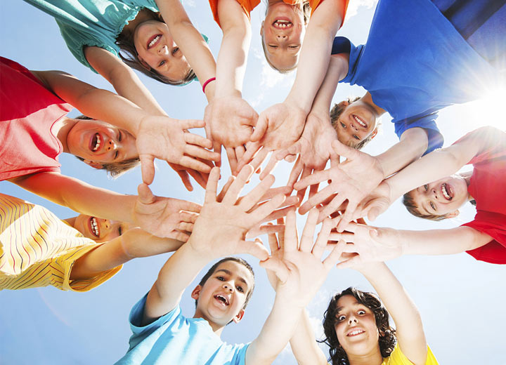 凱得地板 | 奧地利兒童節(jié)騎驢上街發(fā)禮物，還有這種操作？！